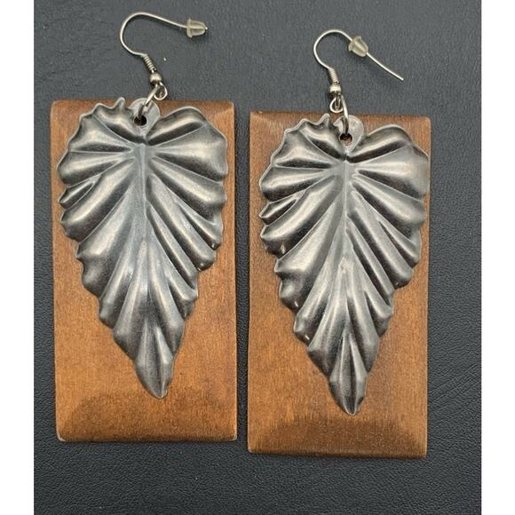 Boho Bohemian Wood / Wooden & Metal Leaf Lightweight Dangle Earrings - Picture 1 of 3
